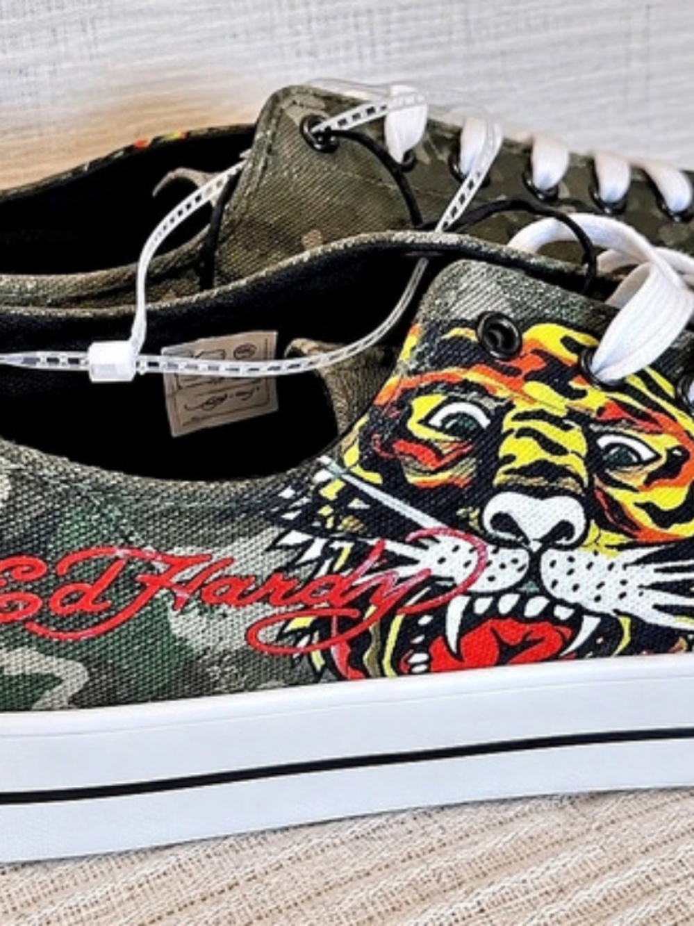 Ed Hardy Tiger Camo Sneakers Size 9.5 Y2K Tattoo Canvas Low Top Shoes NEW